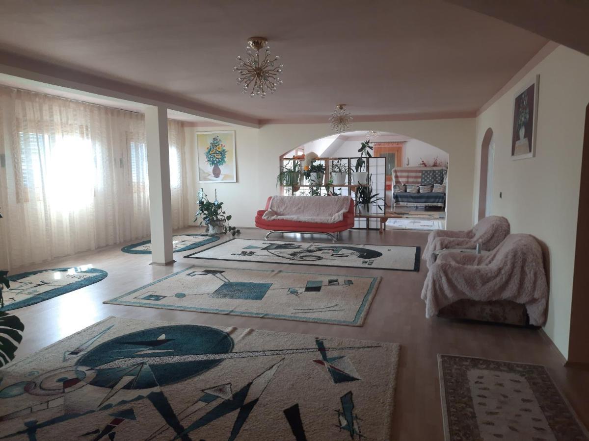 Antal Apartmans Lunca De Sus Kulcsoshaz Gyimesfelsolok Exteriör bild