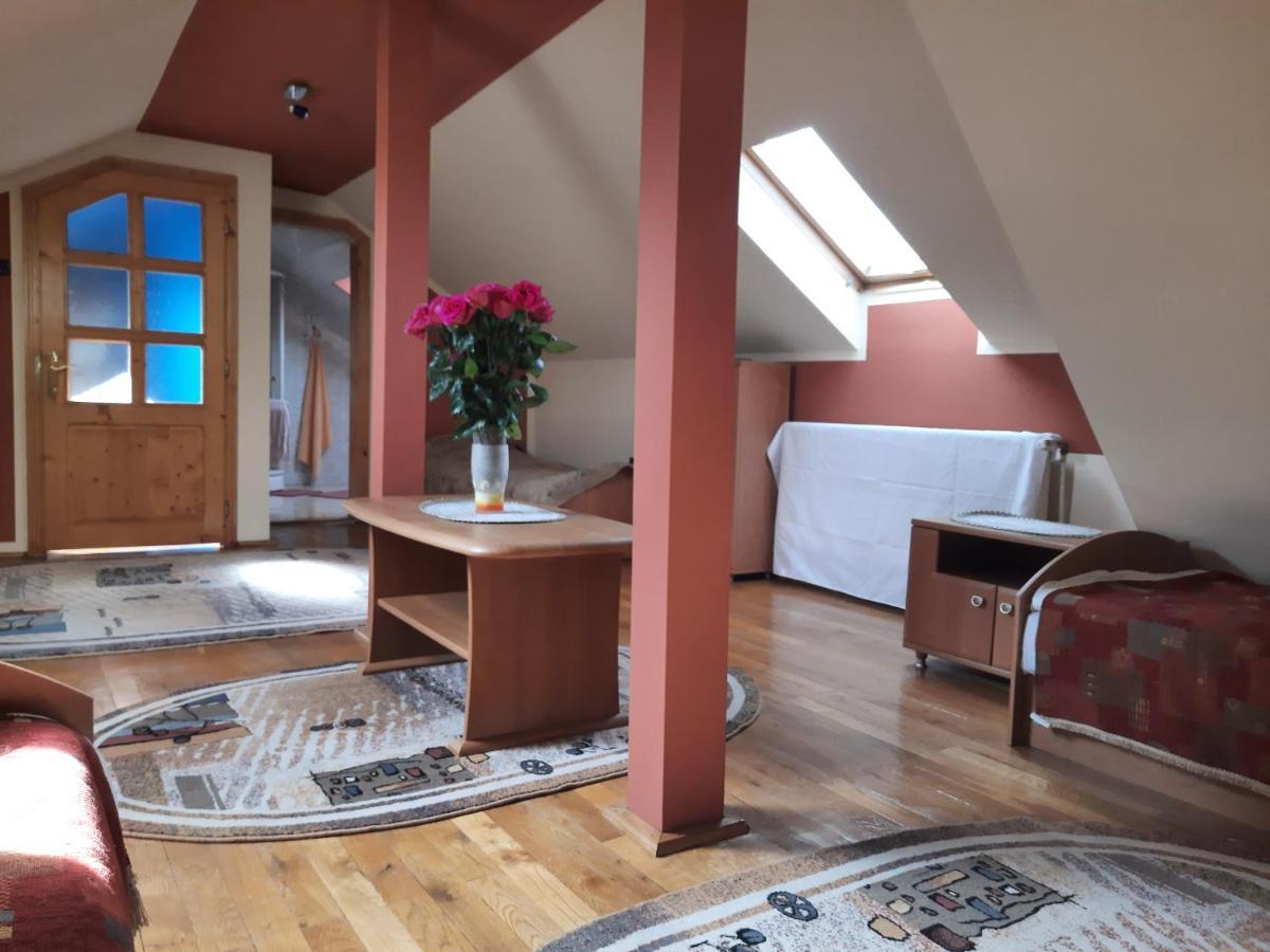 Antal Apartmans Lunca De Sus Kulcsoshaz Gyimesfelsolok Exteriör bild
