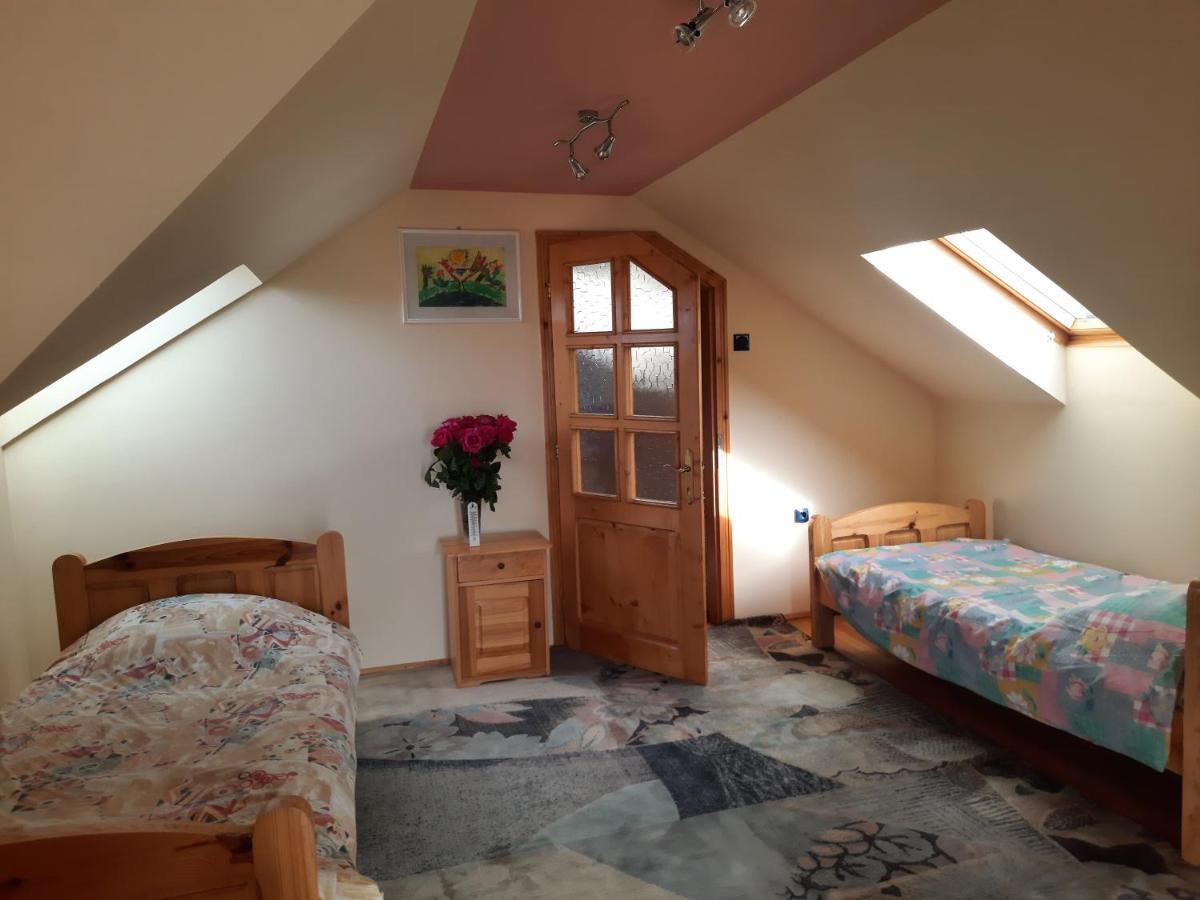 Antal Apartmans Lunca De Sus Kulcsoshaz Gyimesfelsolok Exteriör bild