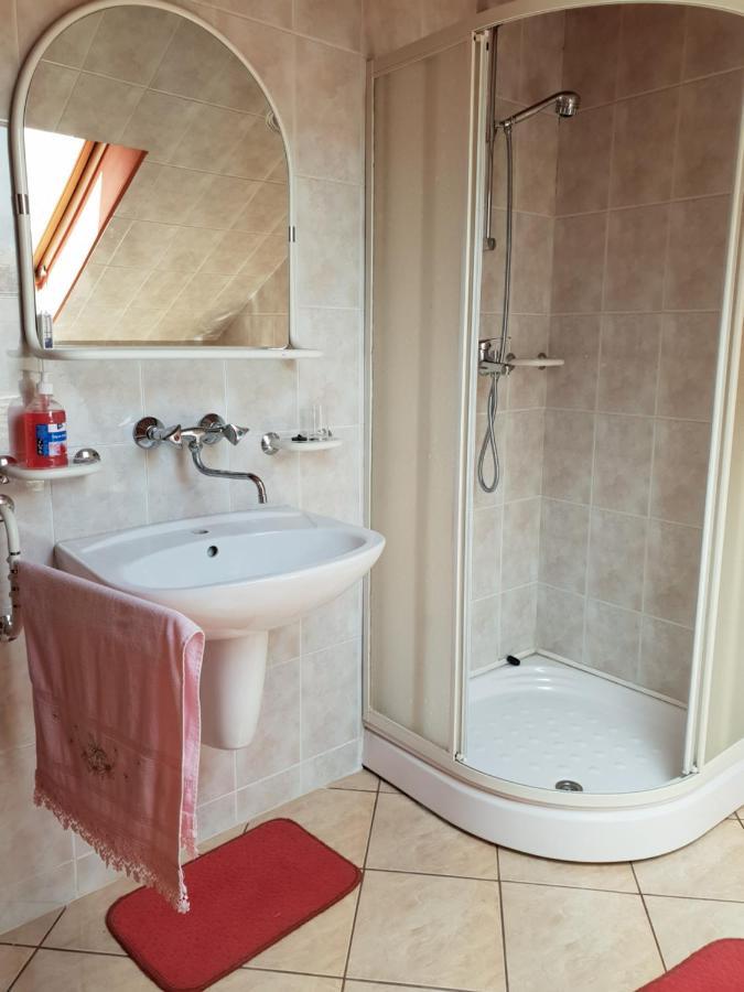 Antal Apartmans Lunca De Sus Kulcsoshaz Gyimesfelsolok Exteriör bild
